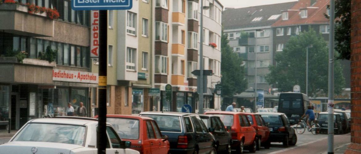 Celler Straße von der Gretchenstraße aus gesehen, Hannover, 1996