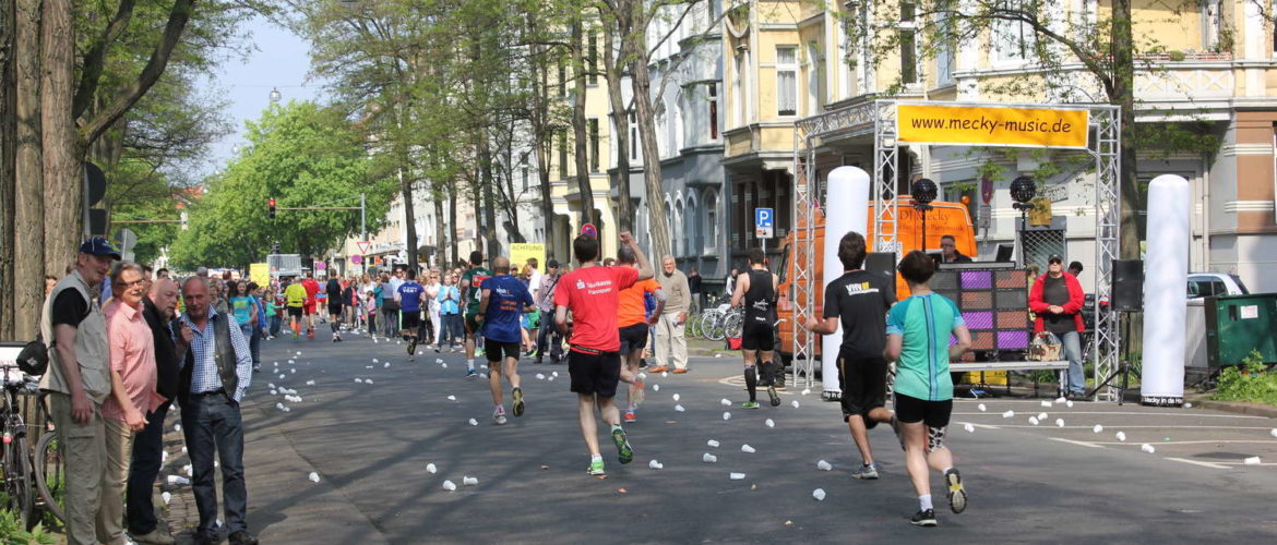 Hannover-Marathon in der Jakobistraße, Hannover, April 2014