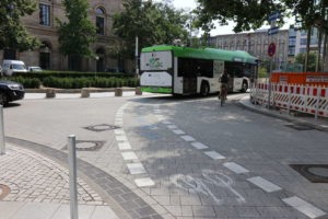 City-Rad-Ring Luisenstraße/Rathenaustraße/Ständehausstraße mit Bus, Hannover, Juli 2017